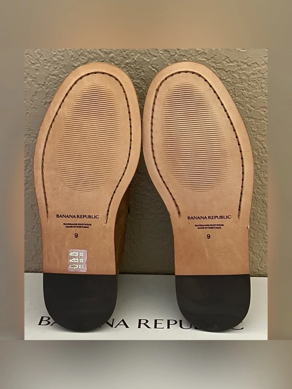Banana Republic Italian Suede Chukka Boots Men’s Size-9